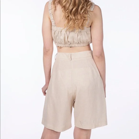Crop Top & High Waist Shorts and Cropped Top Combo Set. Comes in S, M, and L - Picture 5 of 8